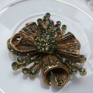 Vintage Estate Brooch- Gold w/ green crystals